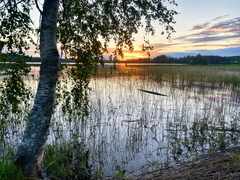 ruovesi-island-Auringonlasku-psymbatik