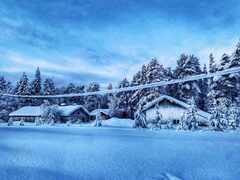 TakaPihanMaisema-naapuri-lato