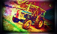 PsymBatik_Ipoh_Tractor